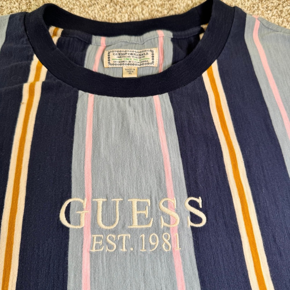 Guess Originals Mens‎ XL Striped T-Shirt Blue Pink Yellow Embroidered Logo Retro - Picture 2 of 14
